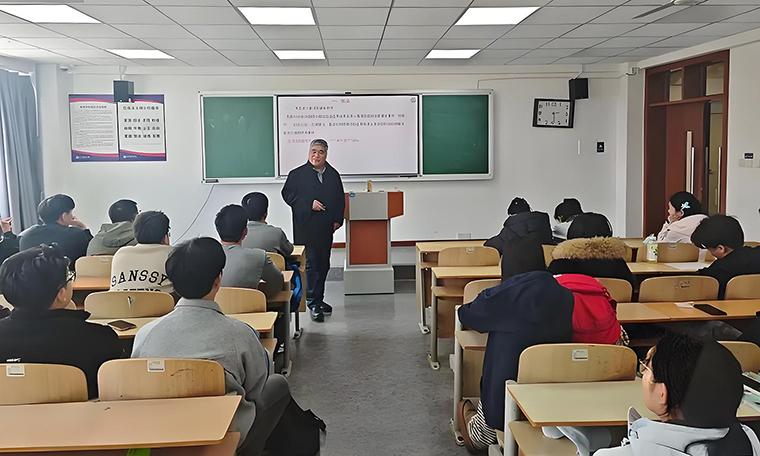 信息科学与工程学院举办2026年考研复试指导讲座