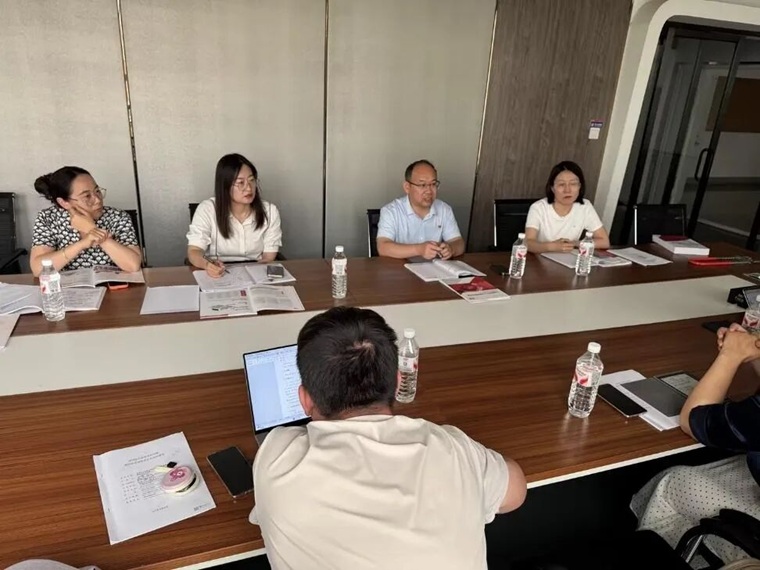 新道科技来校共商大数据人才培养模式改革